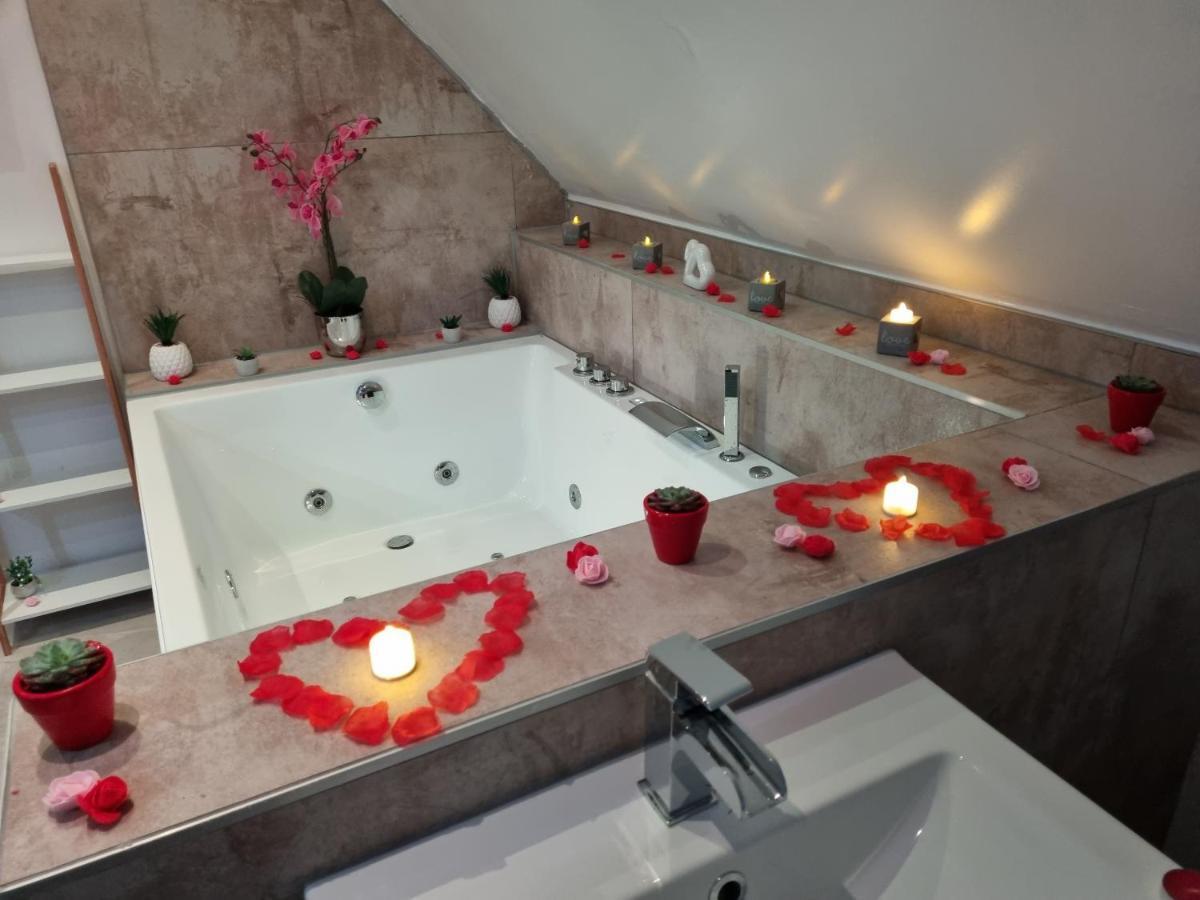 Studio Jacuzzi Au Centre Colmar Exterior foto